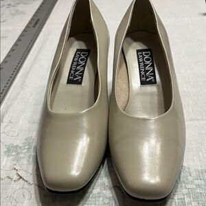 Donna Lawrence Cream Women's Heels